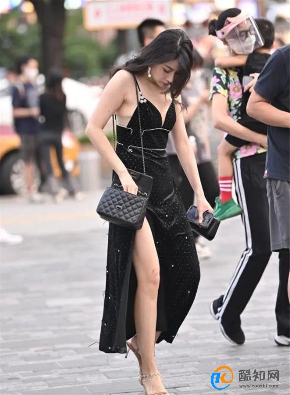 �����ֵĹ����ϲ���߸�Ь���䣬��ʽҲ�Ƕ��ֶ�������